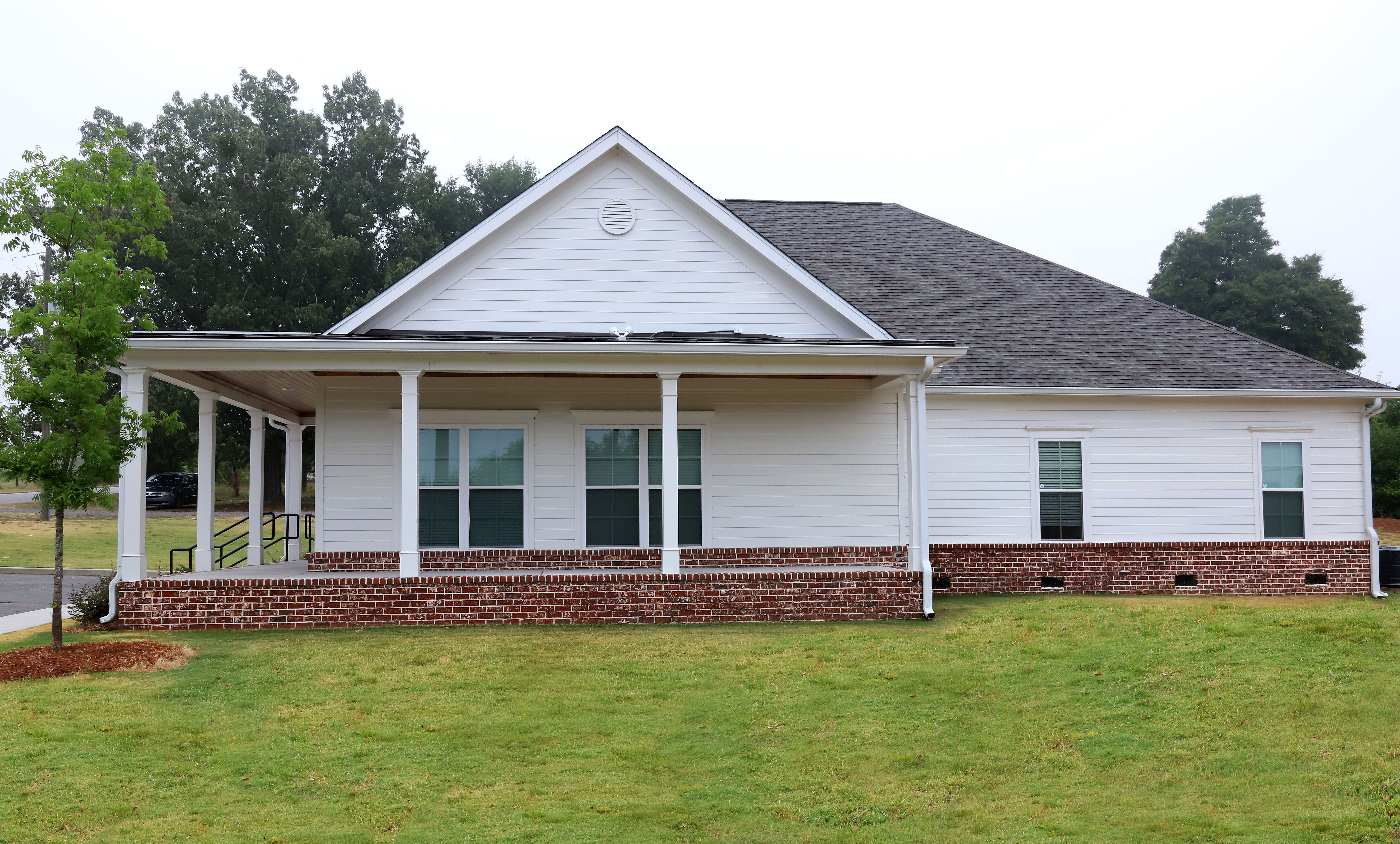 Side view of Westmoreland Family Dentistry dental practice