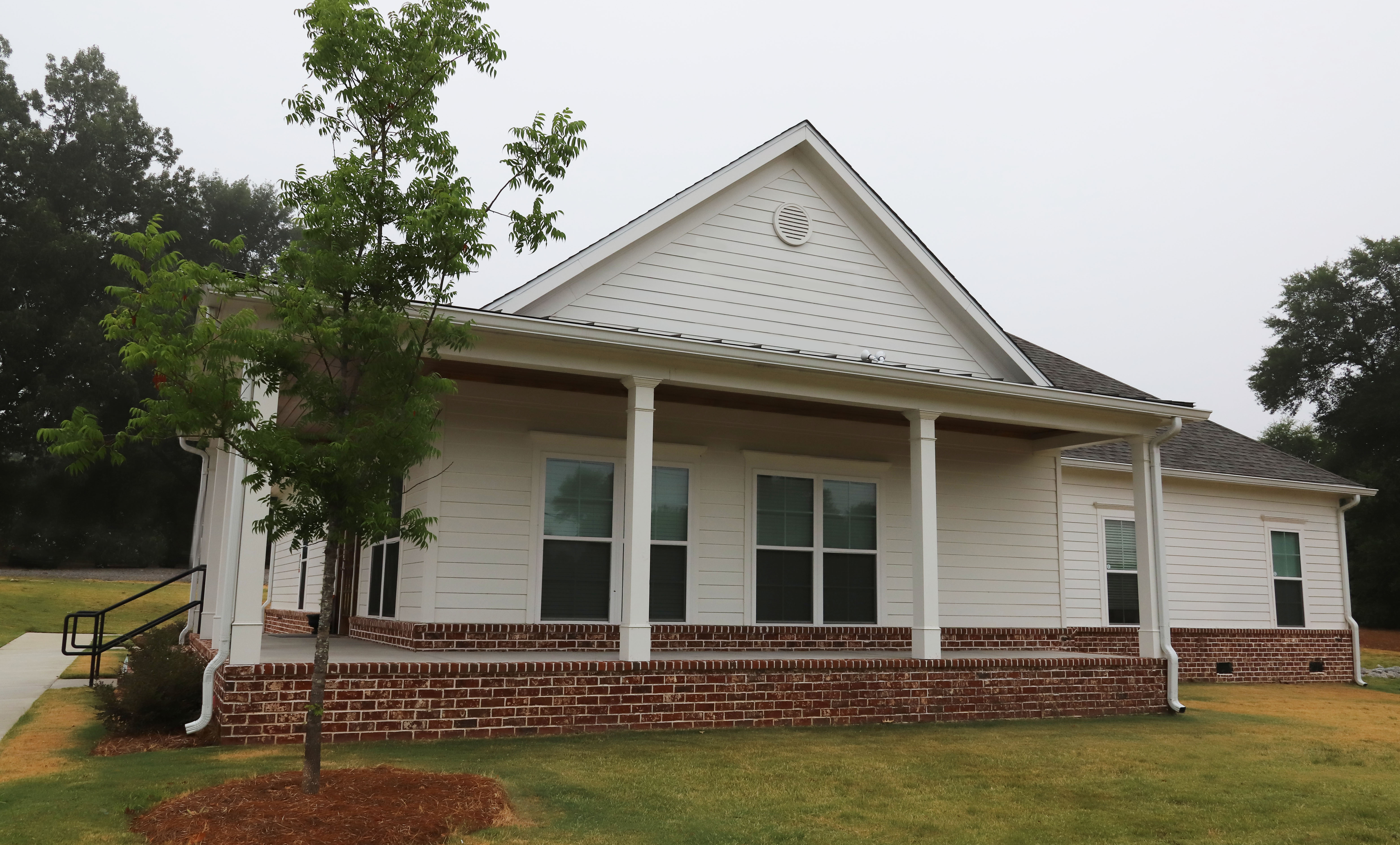 Side view of Westmoreland Family Dentistry dental practice